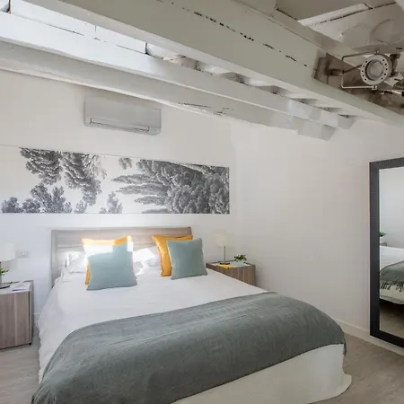 Iflat Historic Flat In Campo De Fiori Rome