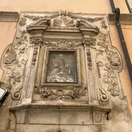 Iflat Historic Flat In Campo De Fiori Apartment Rome