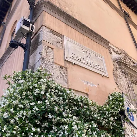 Apartment Iflat Historic Flat In Campo De Fiori Rome